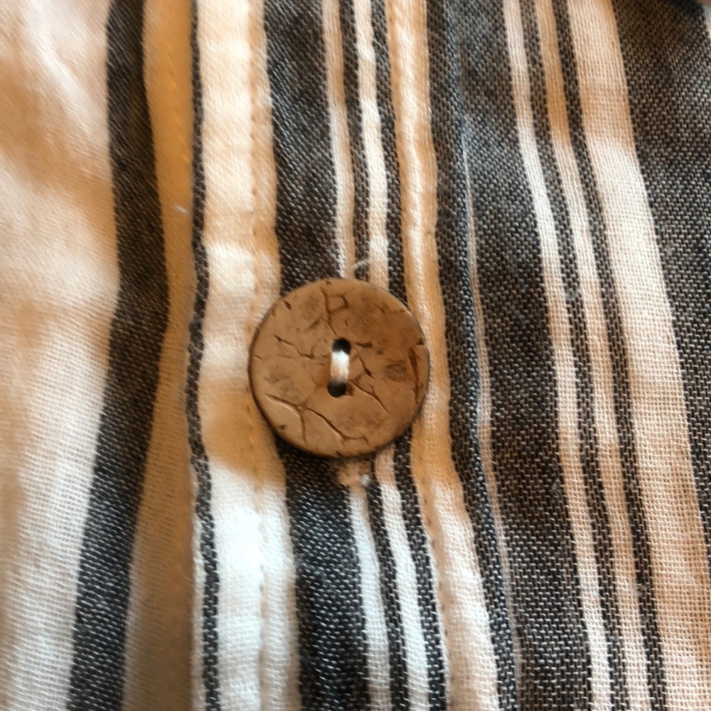 ★ Jen’s Pirates Booty Blouse ★ LN ★ - Picture 5 of 7